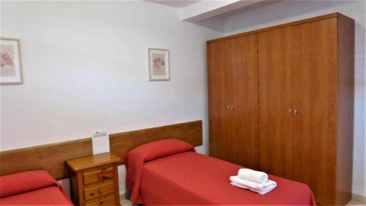 Apartamentos Colon Salou Buitenkant foto