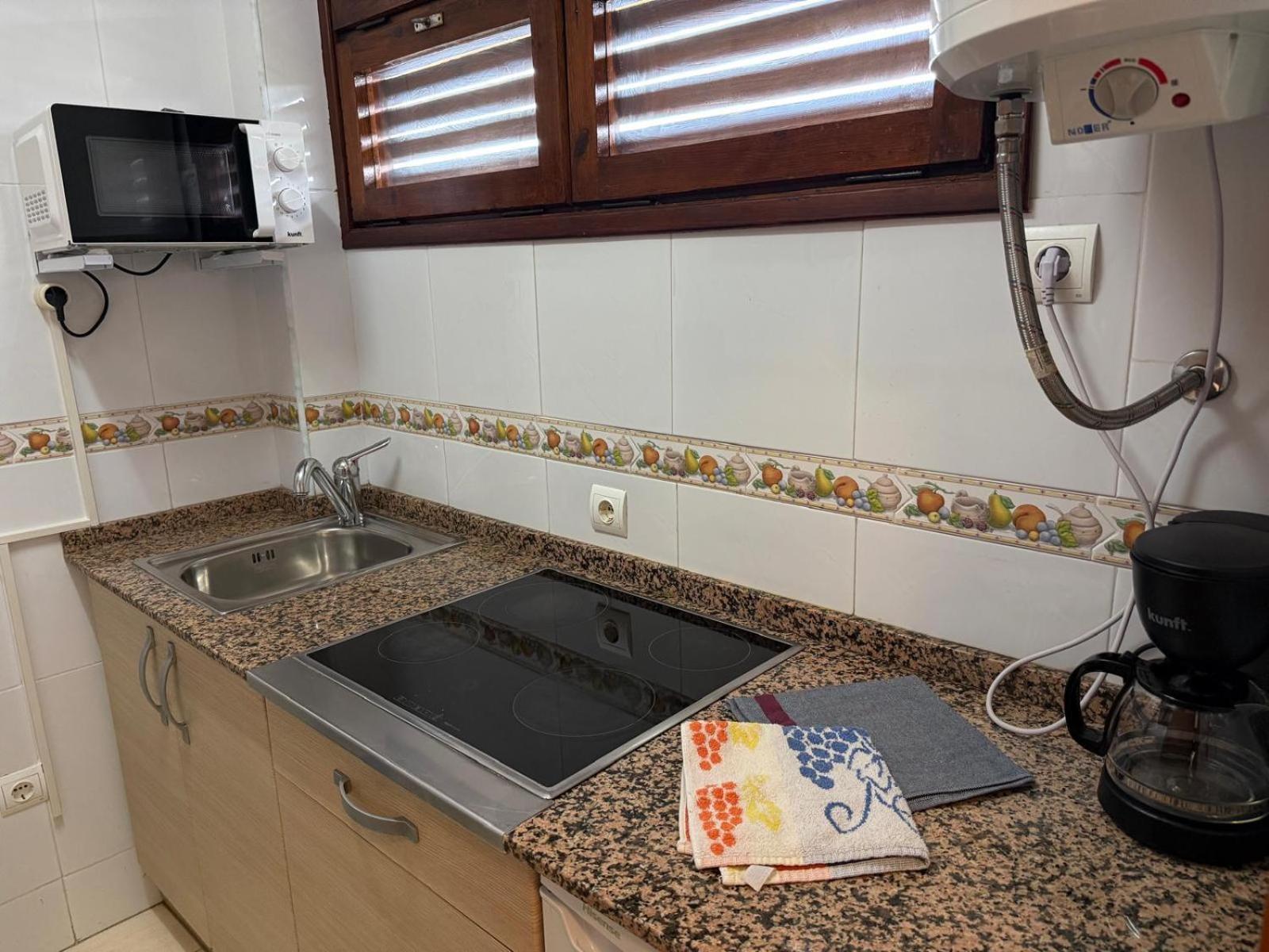 Apartamentos Colon Salou Buitenkant foto